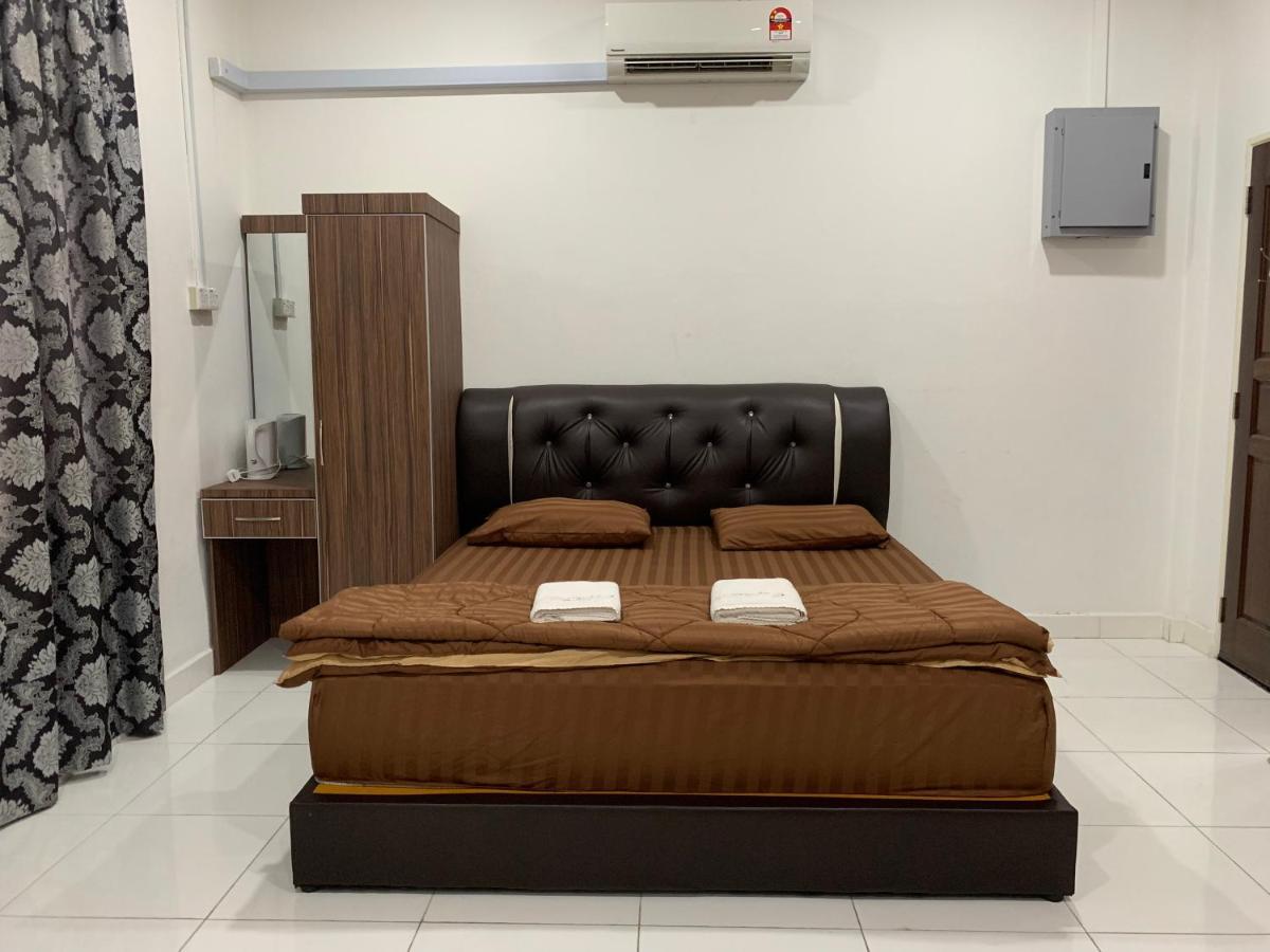 Wan Danisha Villa Inn Kota Bharu Exteriör bild
