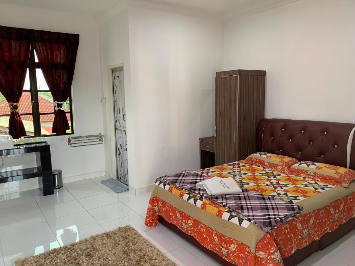 Wan Danisha Villa Inn Kota Bharu Exteriör bild